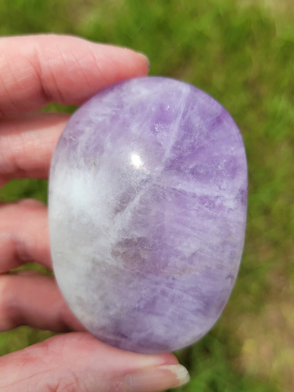 Amethyst Dream Cloud Palm Stone (AM701)